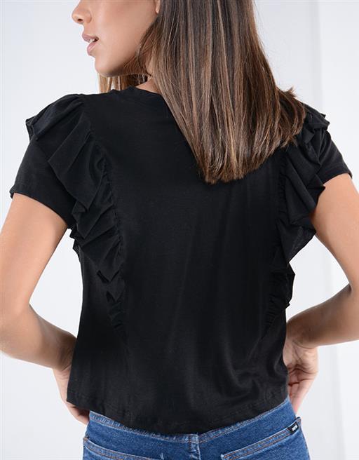 Remera con Volados